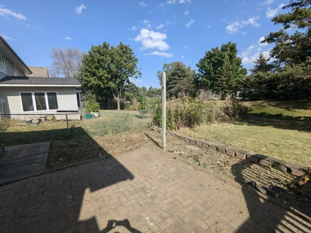 Local lawn care service in Saint Paul, MN - Minnesota Lawn Buddy's