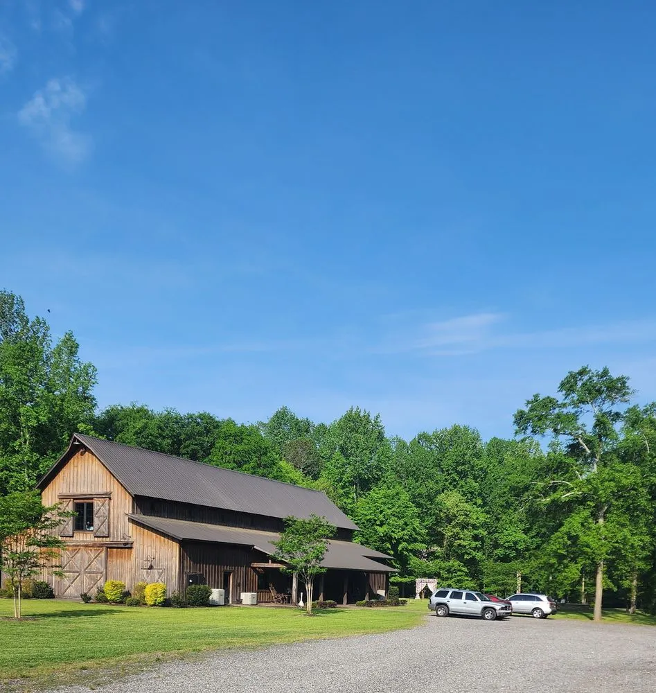 Custom outdoor landscaping experts serving Rochester, MN - Minnesota Nice Lawns