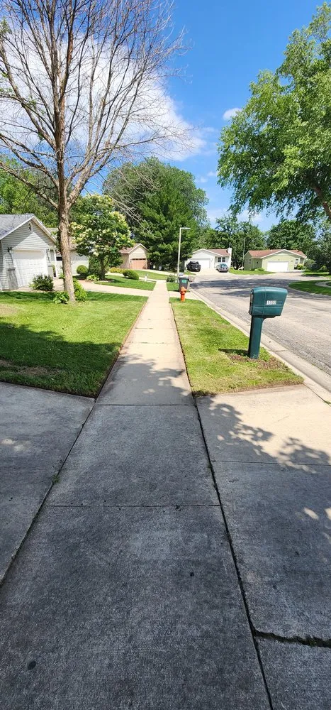 Trusted outdoor landscaping experts serving Rochester, MN - Minnesota Nice Lawns