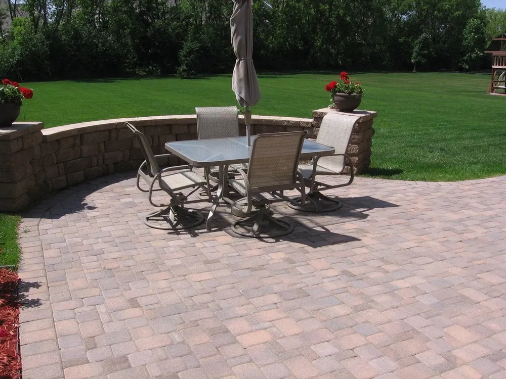 Top-rated lawn mowing service near you in Corcoran, MN by Minnesota Waterscapes