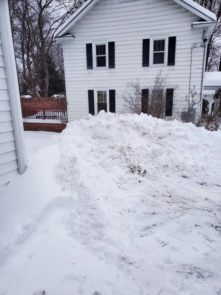 Local garden landscaping in Williston, VT by Minor's Property Maintenance