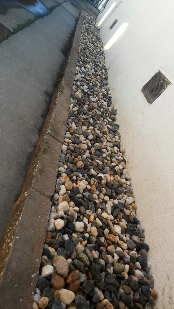 Affordable landscape installation for beautiful yards in Alameda, CA by Mint Exterior Designs