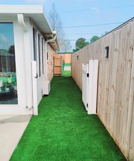 Trusted yard maintenance for beautiful yards in Metairie, LA by Mipro Lawn and Landscaping