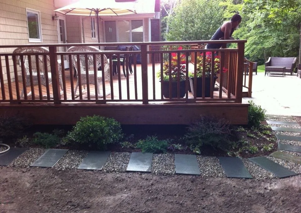 Top-rated yard maintenance in Saddle Brook, NJ by Mirabella Landscape & Construction