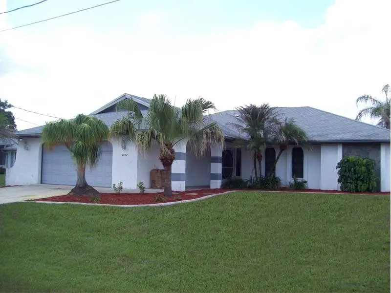 Reliable residential landscaping experts serving North Port, FL - Miracle Lawn Care