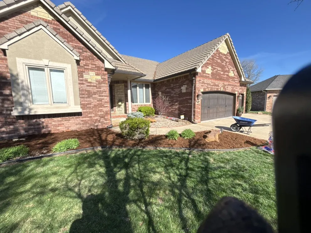 Trusted lawn mowing service for beautiful yards across Wichita, KS - Miracle Lawn Care