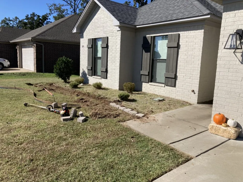 Affordable landscaping services experts serving Conway, AR - Miracle Lawns & Landscaping