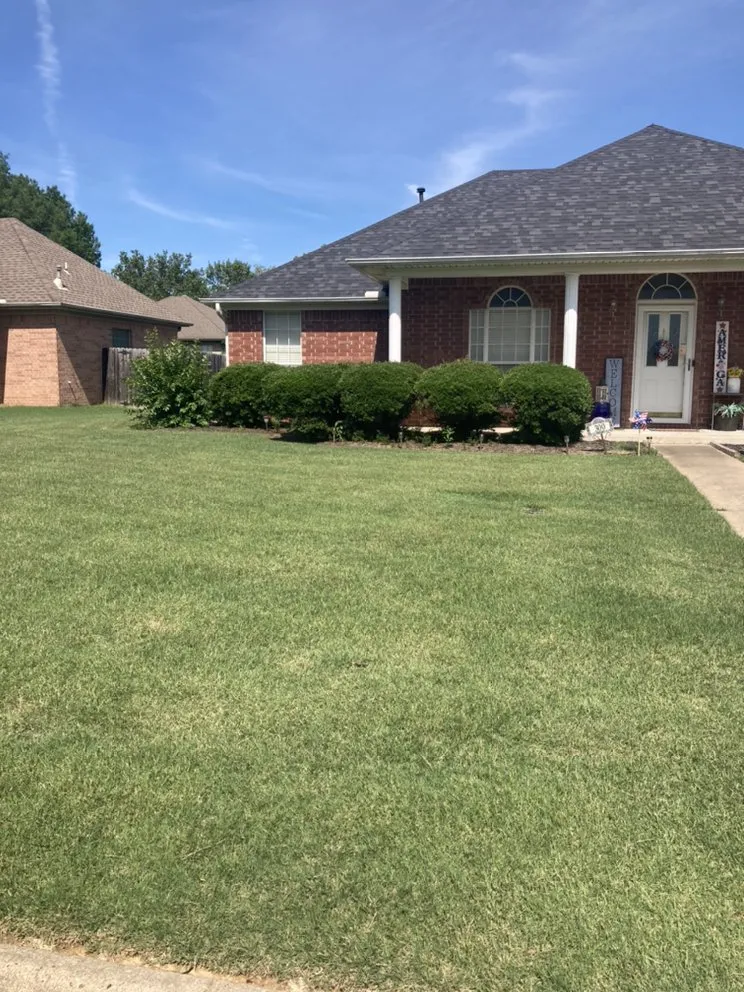 Expert landscape installation for homes across Conway, AR - Miracle Lawns & Landscaping