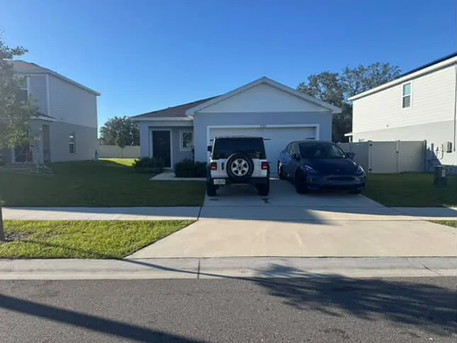 Custom yard maintenance for homes in Winter Haven, FL by Miracle Lawns