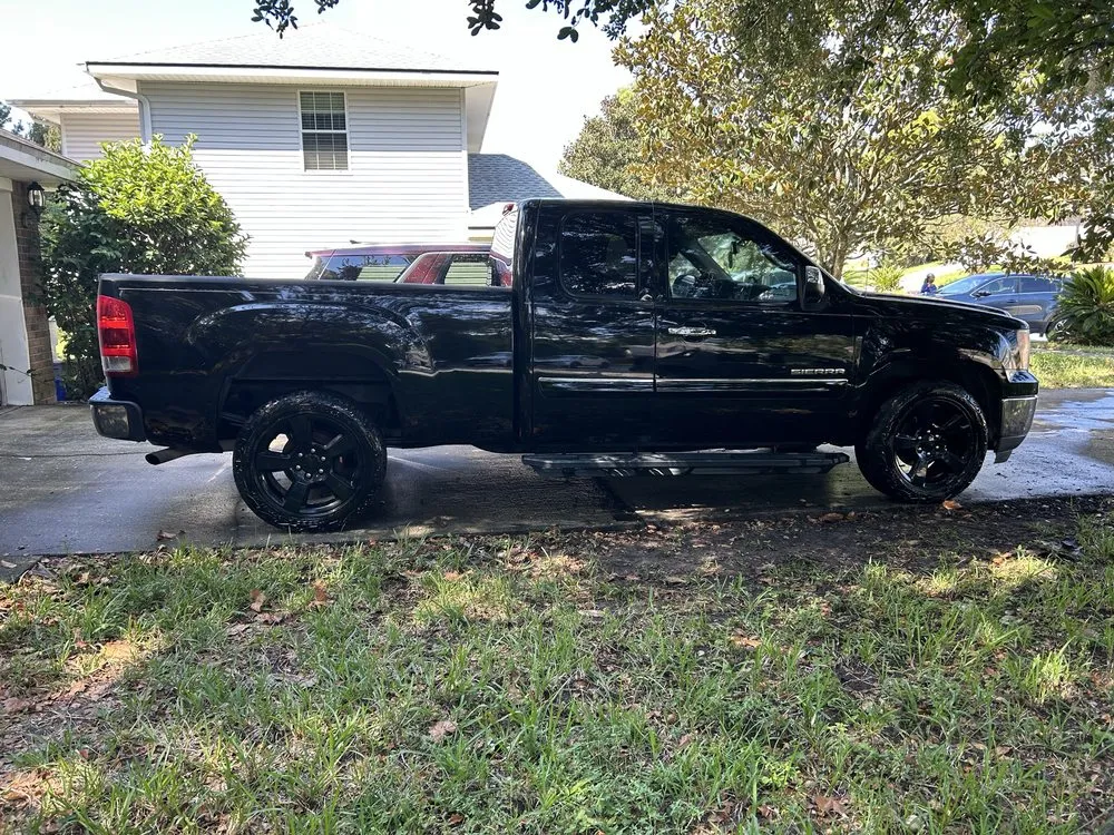 Affordable lawn care service in Jacksonville, FL - Miracle Pressure Washing & Landscaping