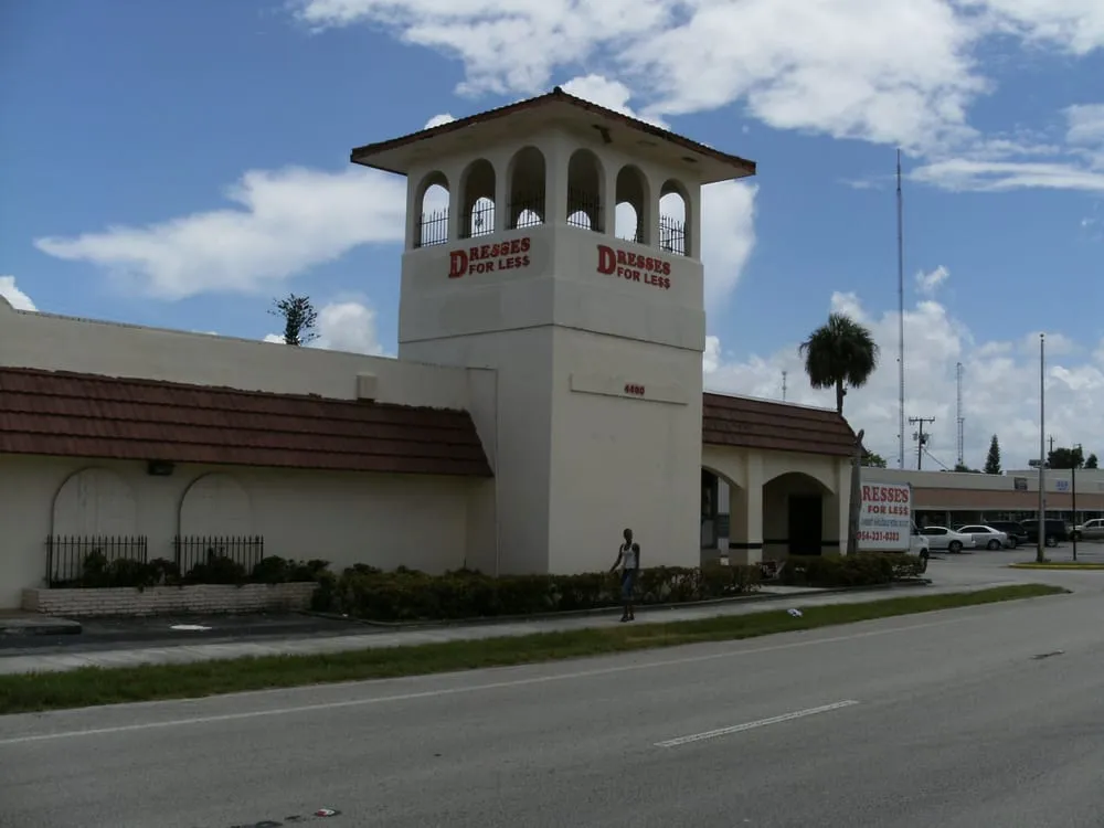 Affordable outdoor landscaping for beautiful yards in Miramar, FL by Miracles' Landscaping Services