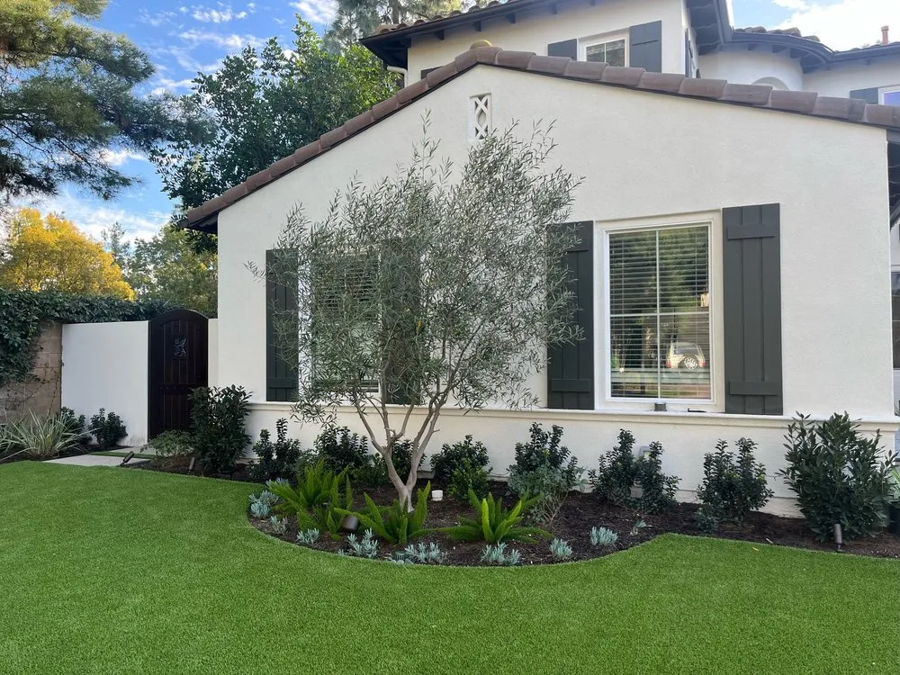 Reliable garden landscaping experts serving Newport Beach, CA - Mirage Landscape