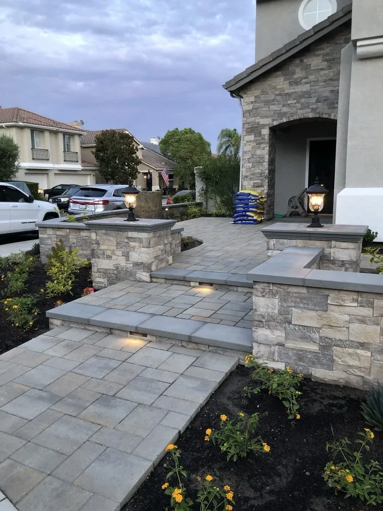 Professional lawn care service in Newport Beach, CA by Mirage Landscape