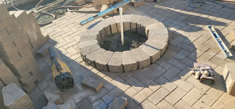 Expert lawn care service experts serving Pinole, CA - Miranda J lansquiping