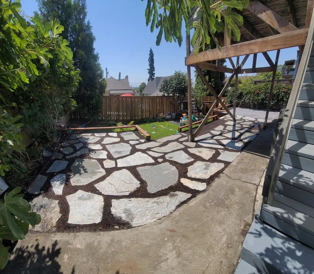Affordable yard maintenance in Pinole, CA - Miranda J lansquiping