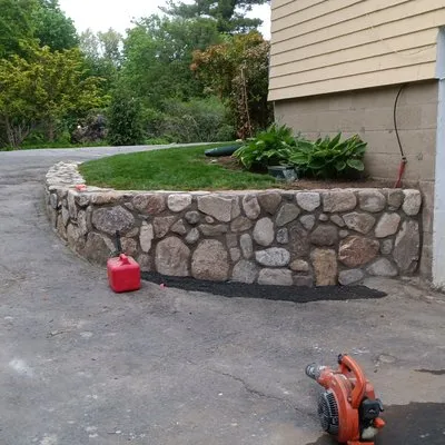 Miranda Landscaping Maintenance Logo