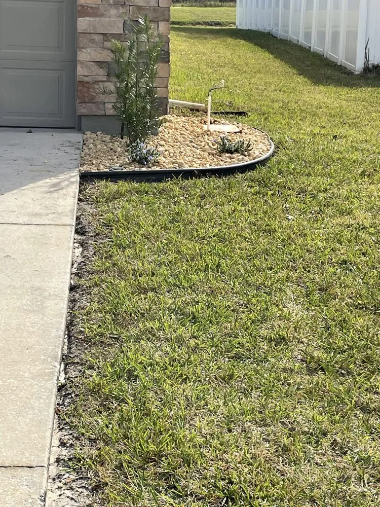 Professional lawn mowing service experts serving Green Cove Springs, FL - Miranda Landscaping Services