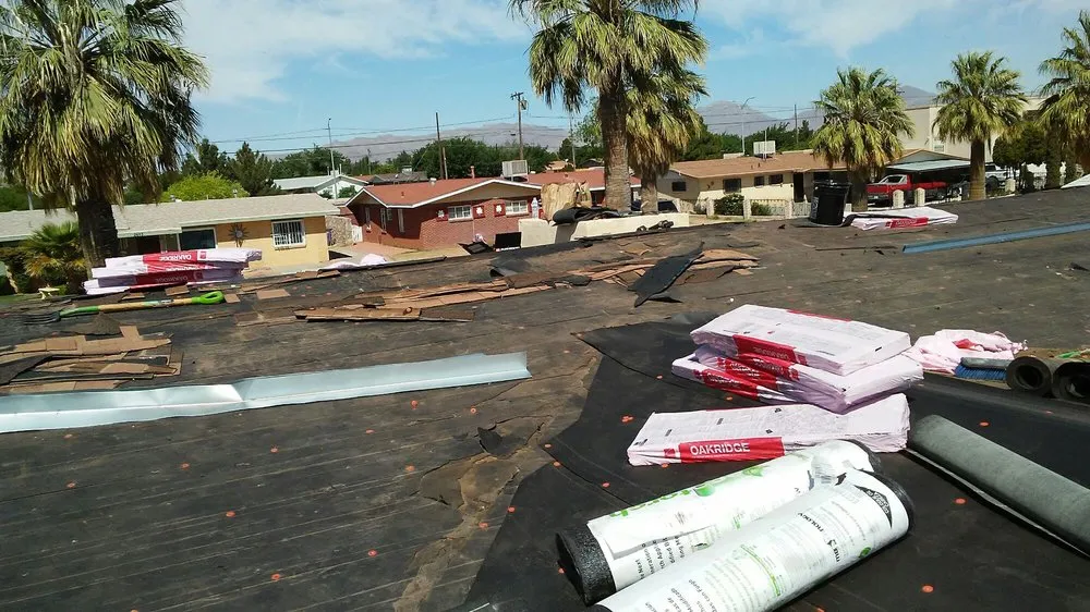 Affordable yard maintenance for beautiful yards across El Paso, TX - Mireles Roofing and Construction