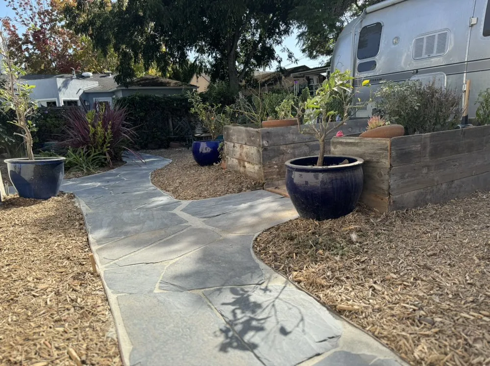 Professional garden landscaping experts serving San Diego, CA - Mishek Property Services