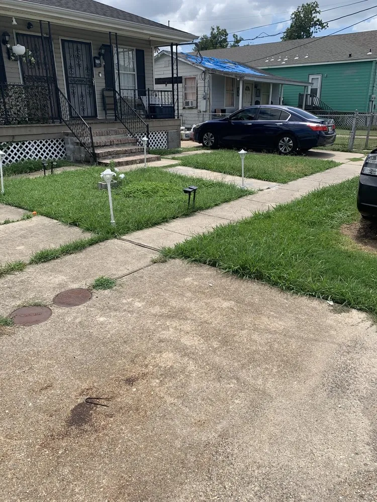 Custom yard cleanup service in Marrero, LA by Mission Accomplished Landscaping