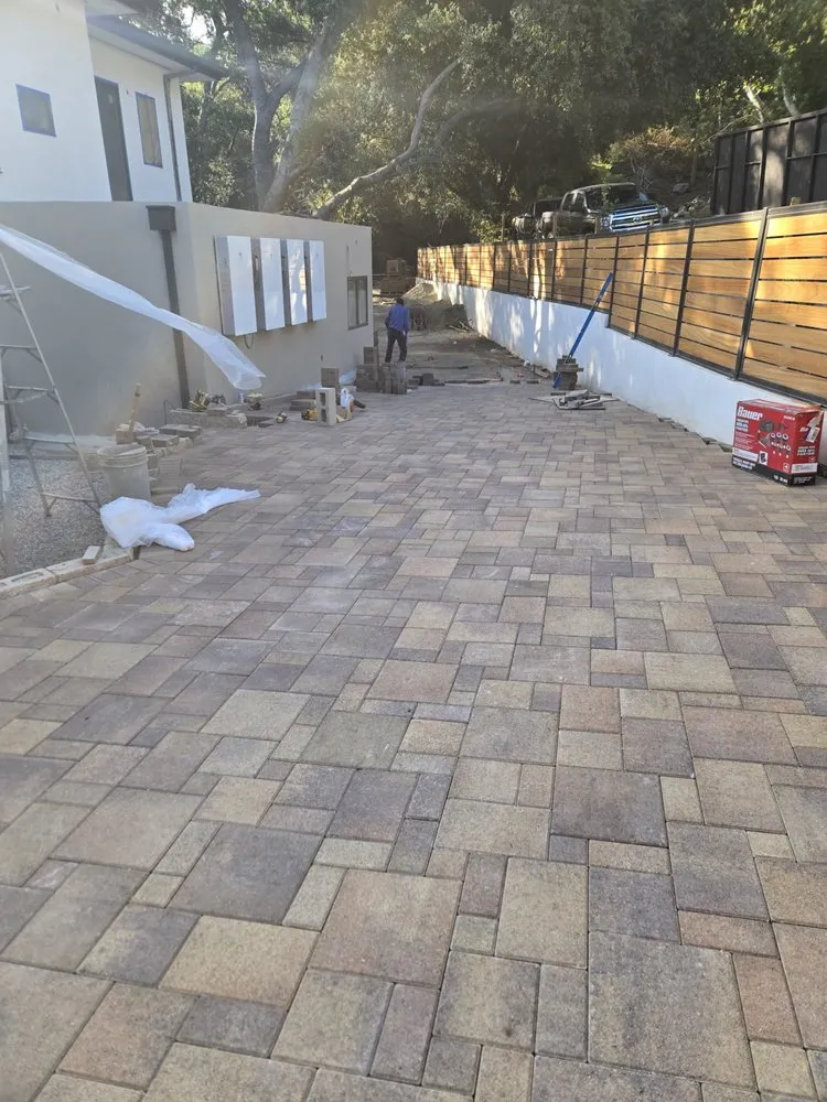 Professional lawn mowing service experts serving Garden Grove, CA - Mission Construction and Engineering