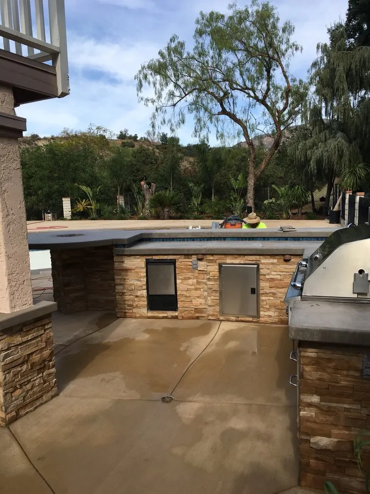 Expert lawn mowing service experts serving Lake Forest, CA - Mission Landscape And Design Pools & Spas