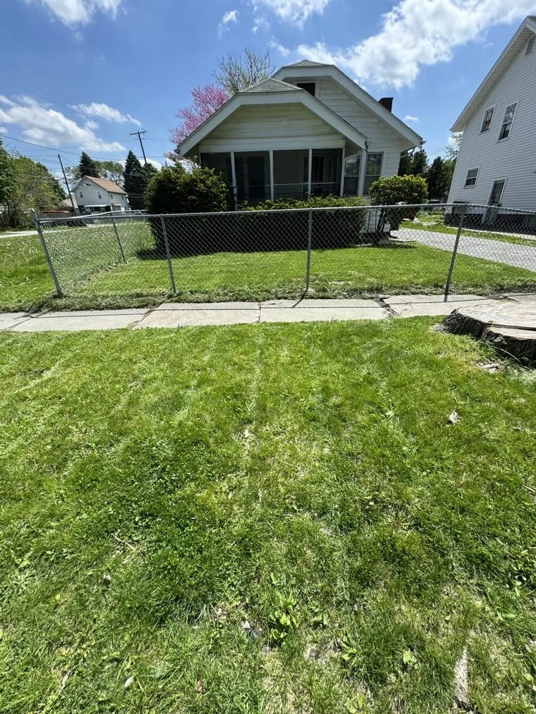 Top-rated residential landscaping in Toledo, OH by Mission Lawn & Landscape