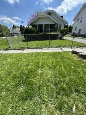 Mission Lawn & Landscape Logo