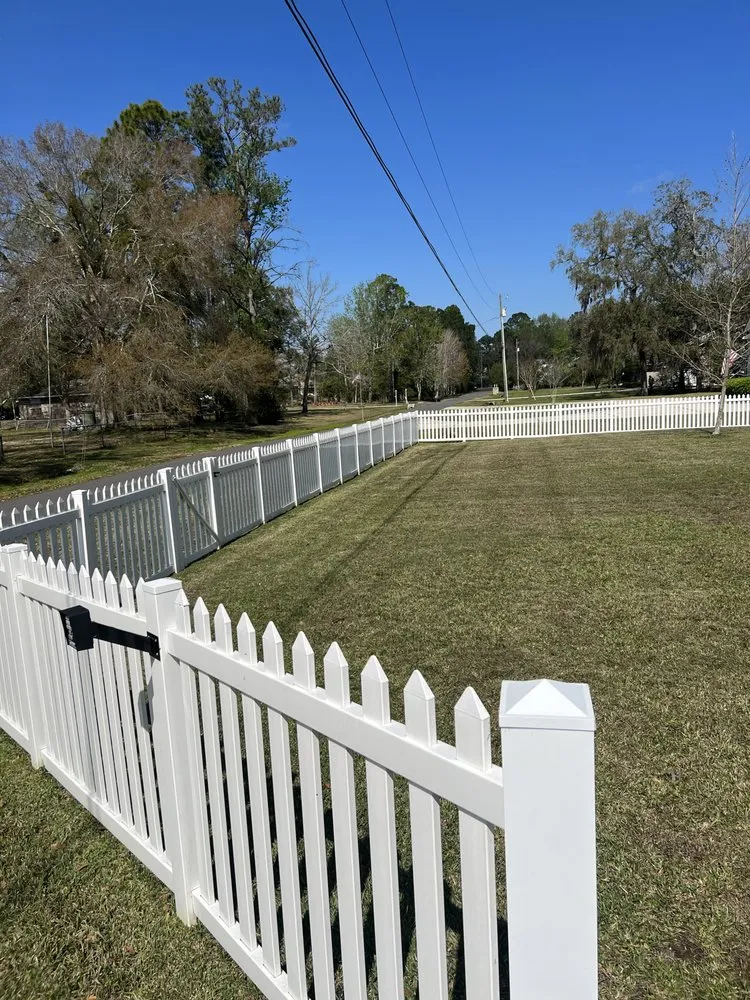 Reliable yard maintenance in Fleming Island, FL by Mission Lawn Service