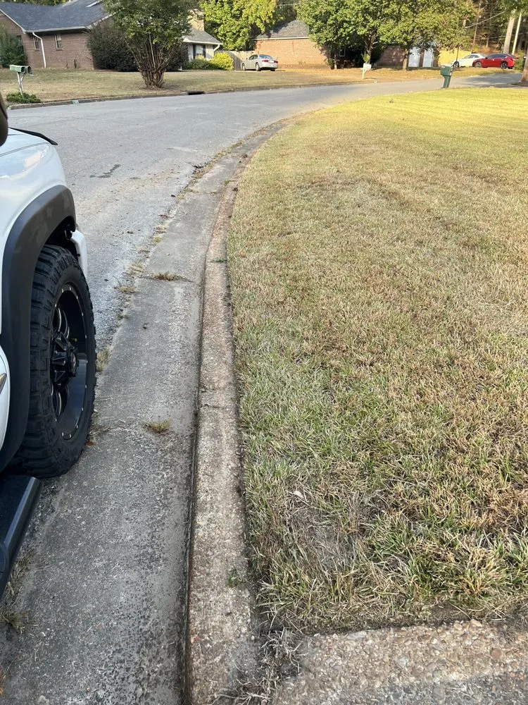 Reliable landscaping services for beautiful yards in Tupelo, MS by Mississippi Baddboyy Lawncare