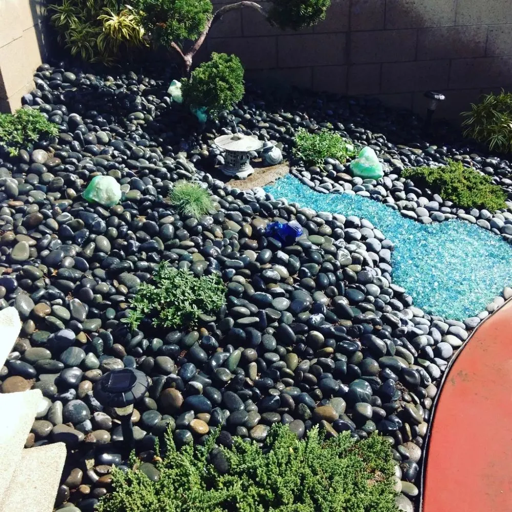 Affordable yard maintenance in Richmond, CA by MissLandscape