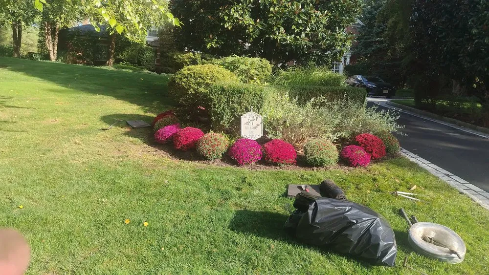 Reliable yard maintenance for year-round maintenance across Newark, NJ - Mister G Landscaping & Construction