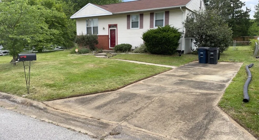 Trusted garden landscaping experts serving Hollywood, MD - Mister Lawn Maintenance