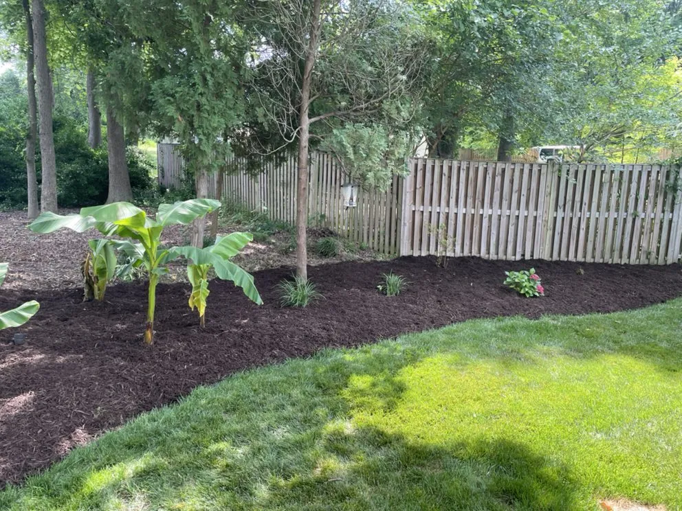 Reliable residential landscaping experts serving Hollywood, MD - Mister Lawn Maintenance