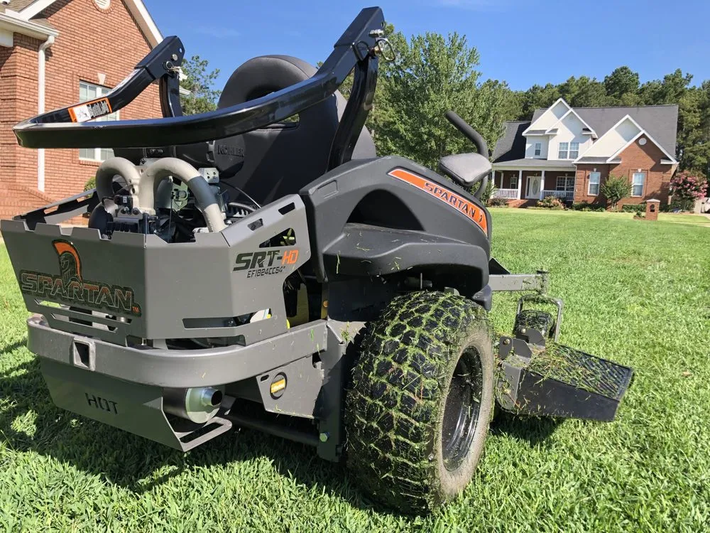 Local yard cleanup service for residential properties across Warner Robins, GA - Mister Mow It All Middle