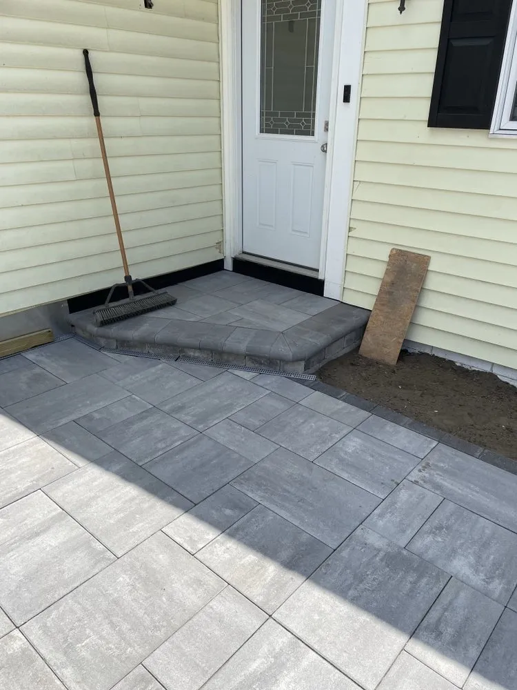 Reliable yard maintenance for outdoor upgrades across Valparaiso, IN - Mistic