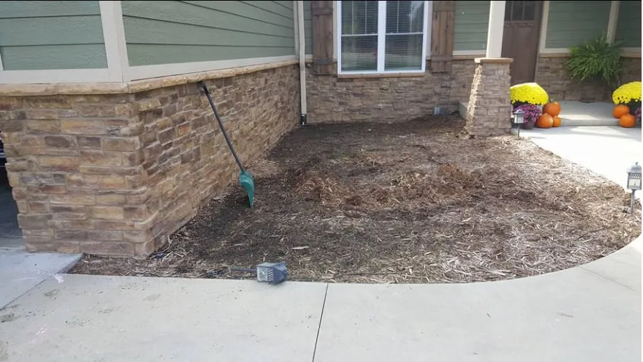 Top-rated landscaping services experts serving Eldon, MO - Misty Creek Landscapes