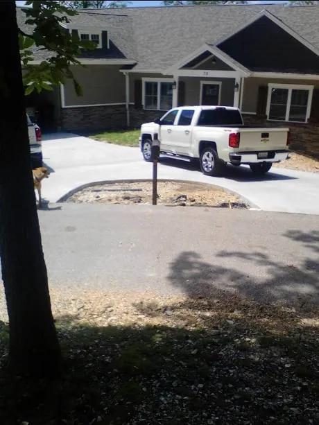 Professional garden landscaping in Eldon, MO - Misty Creek Landscapes