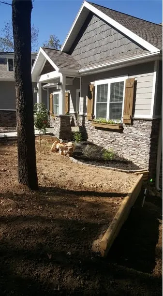 Top-rated residential landscaping with custom design in Eldon, MO by Misty Creek Landscapes