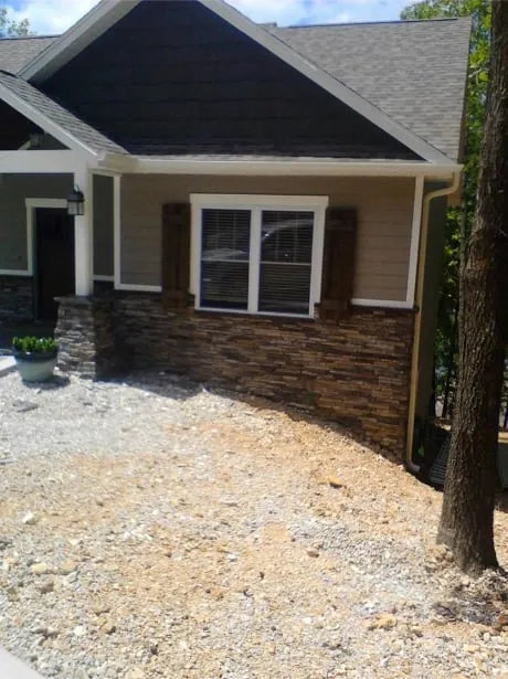 Expert outdoor landscaping in Eldon, MO by Misty Creek Landscapes