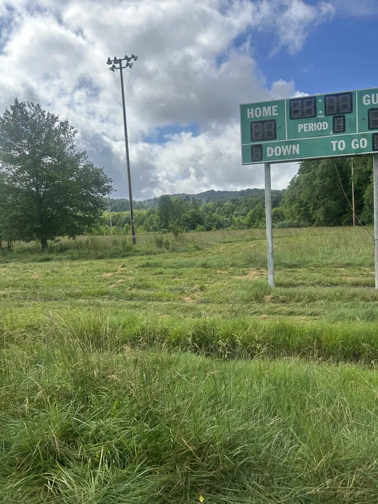 Professional yard maintenance experts serving Vanceburg, KY - Mitch Field Doers