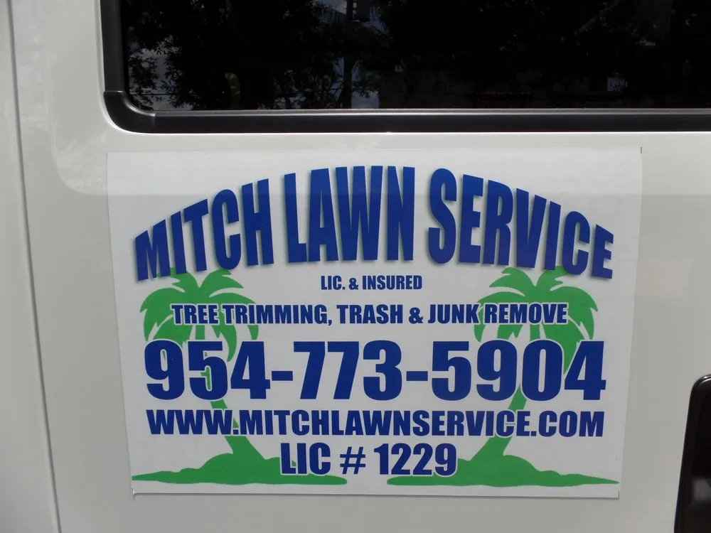Top-rated lawn care service in Plantation, FL - Mitch Lawn Service