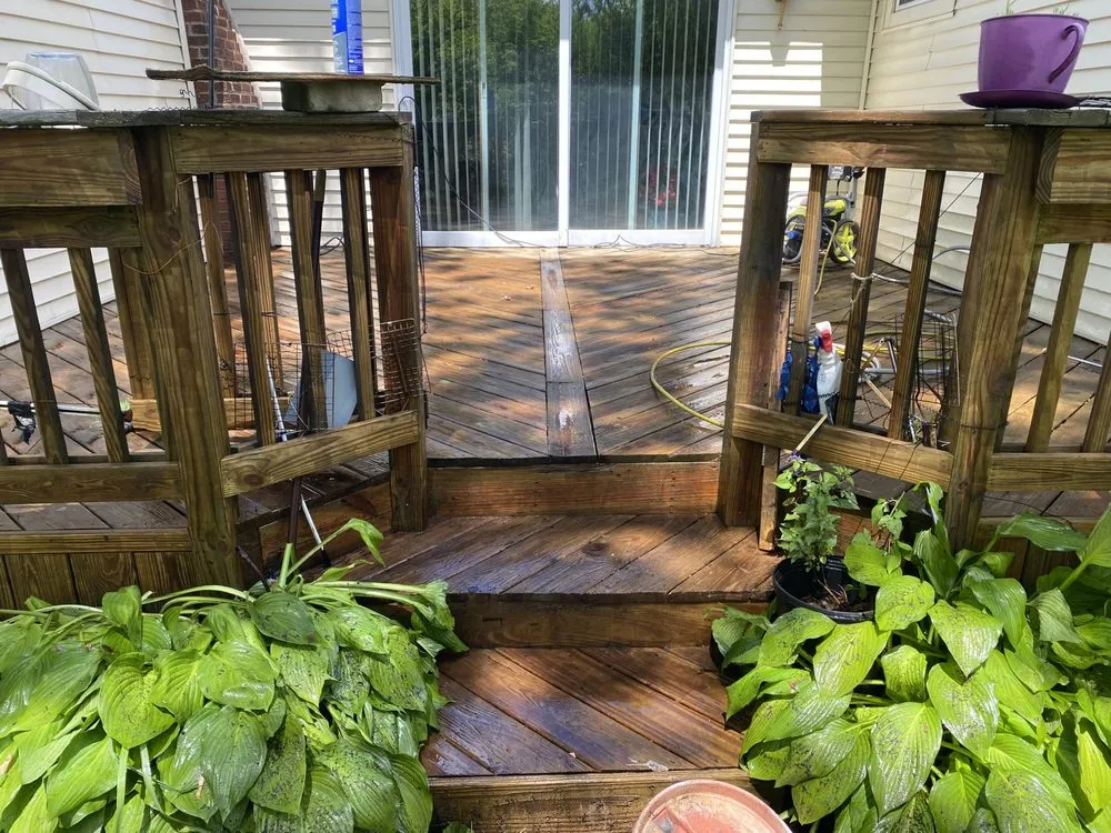 Local outdoor landscaping for residential properties in Bloomfield Hills, MI by Mitchell & Company