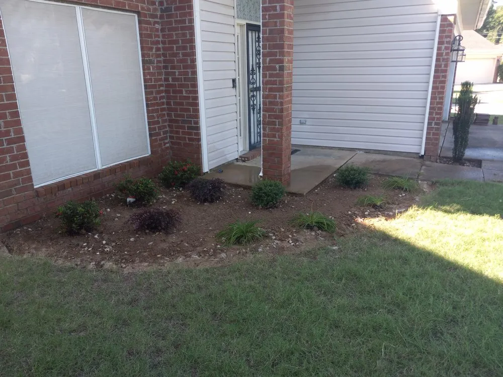 Reliable lawn mowing service with custom design in Olive Branch, MS by Mitchell J's