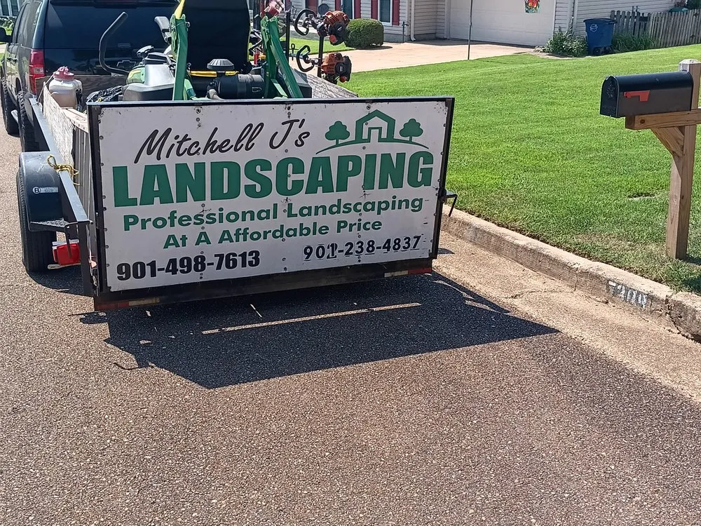 Affordable yard maintenance in Olive Branch, MS - Mitchell J's