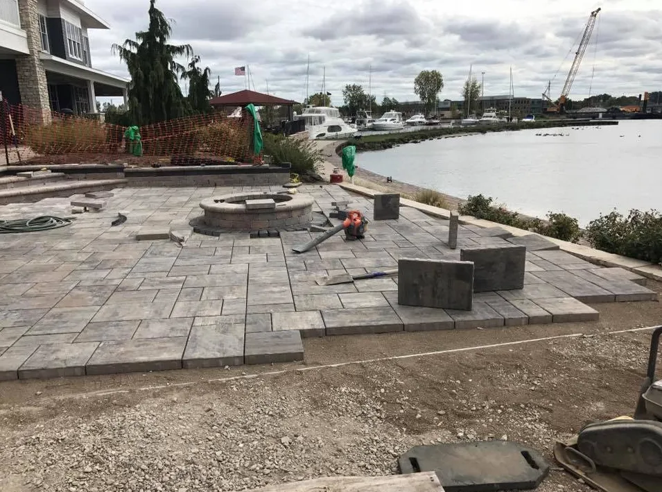 Top-rated yard cleanup service for beautiful yards across Dowagiac, MI - Mitchell Outdoor & Design