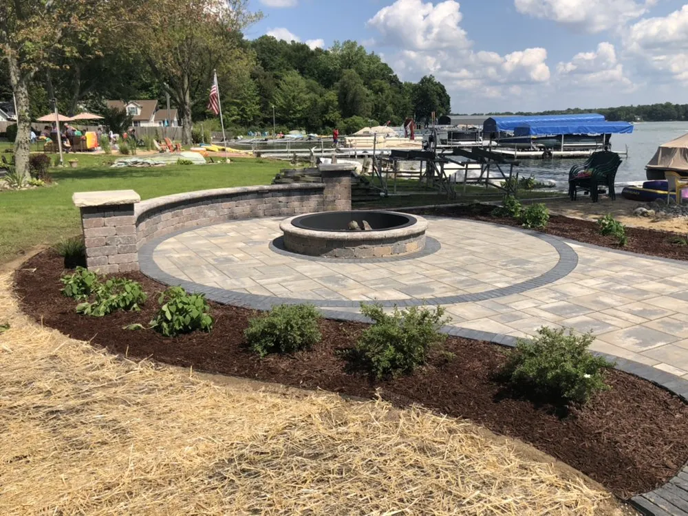 Expert garden landscaping in Dowagiac, MI - Mitchell Outdoor & Design