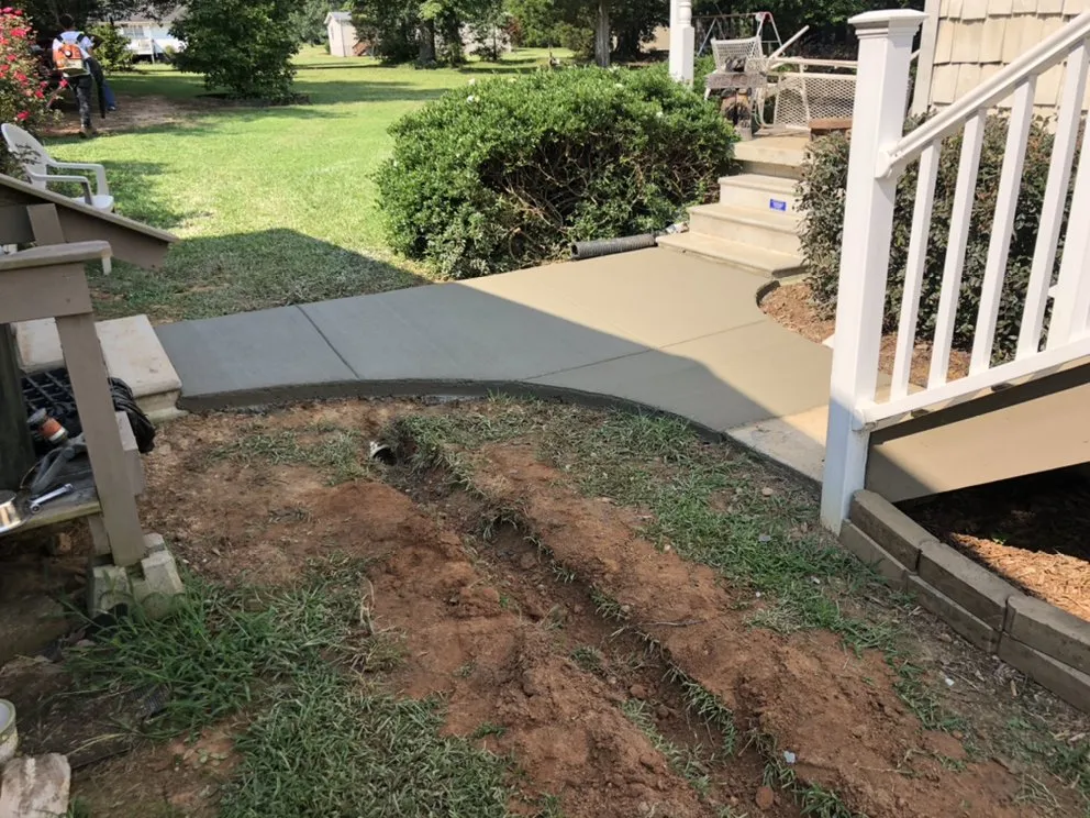 Expert residential landscaping experts serving Belton, SC - Mitchell’s Concrete & Lanscaping