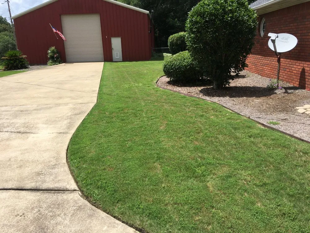 Professional landscaping services experts serving Salem, AL - Mitchell's Lawn Care