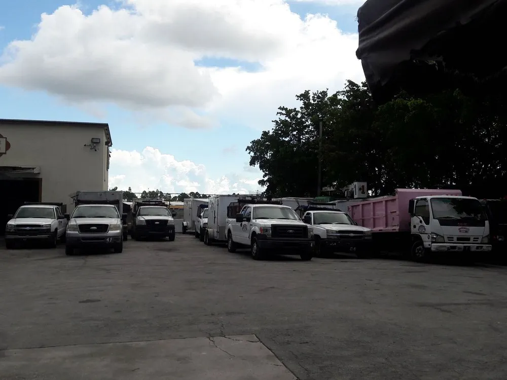 Expert lawn care service experts serving Miami, FL - Mitchell's Lawn Maintenance